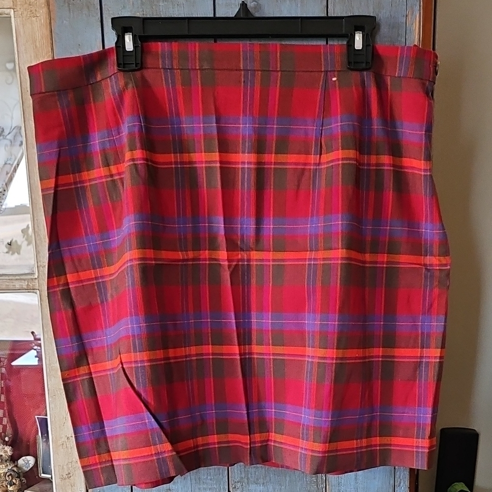 20 Inch Length Skirt